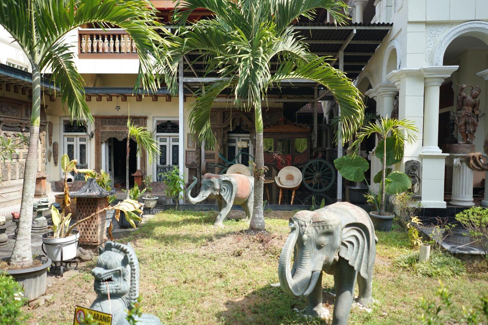 Rumah Pesik Art Heritage Gondowulung Eksteriør billede